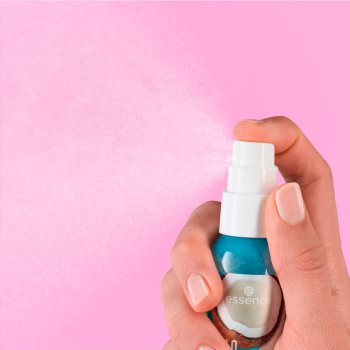 essence Hello, Good Stuff! Coconut Water spray pentru fixare - imagine 3